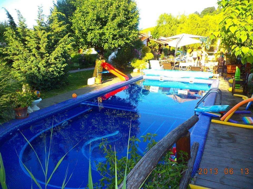 Holiday Vendeghaz Es Szabadidokert Jardanhaza 外观 照片